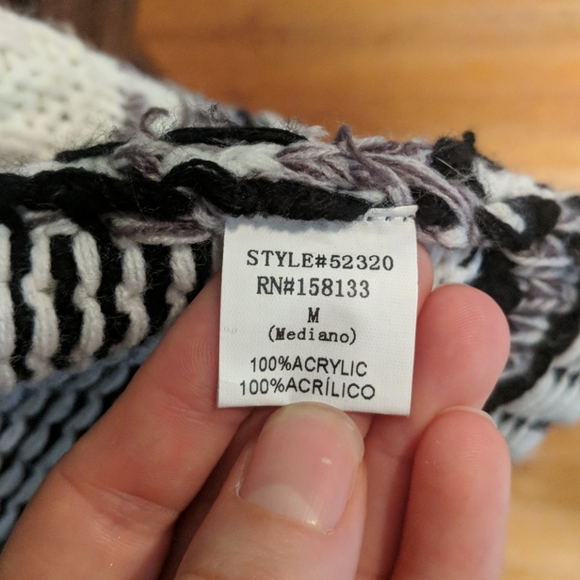 Black & White Knit Cardigan - Picture 6 of 6